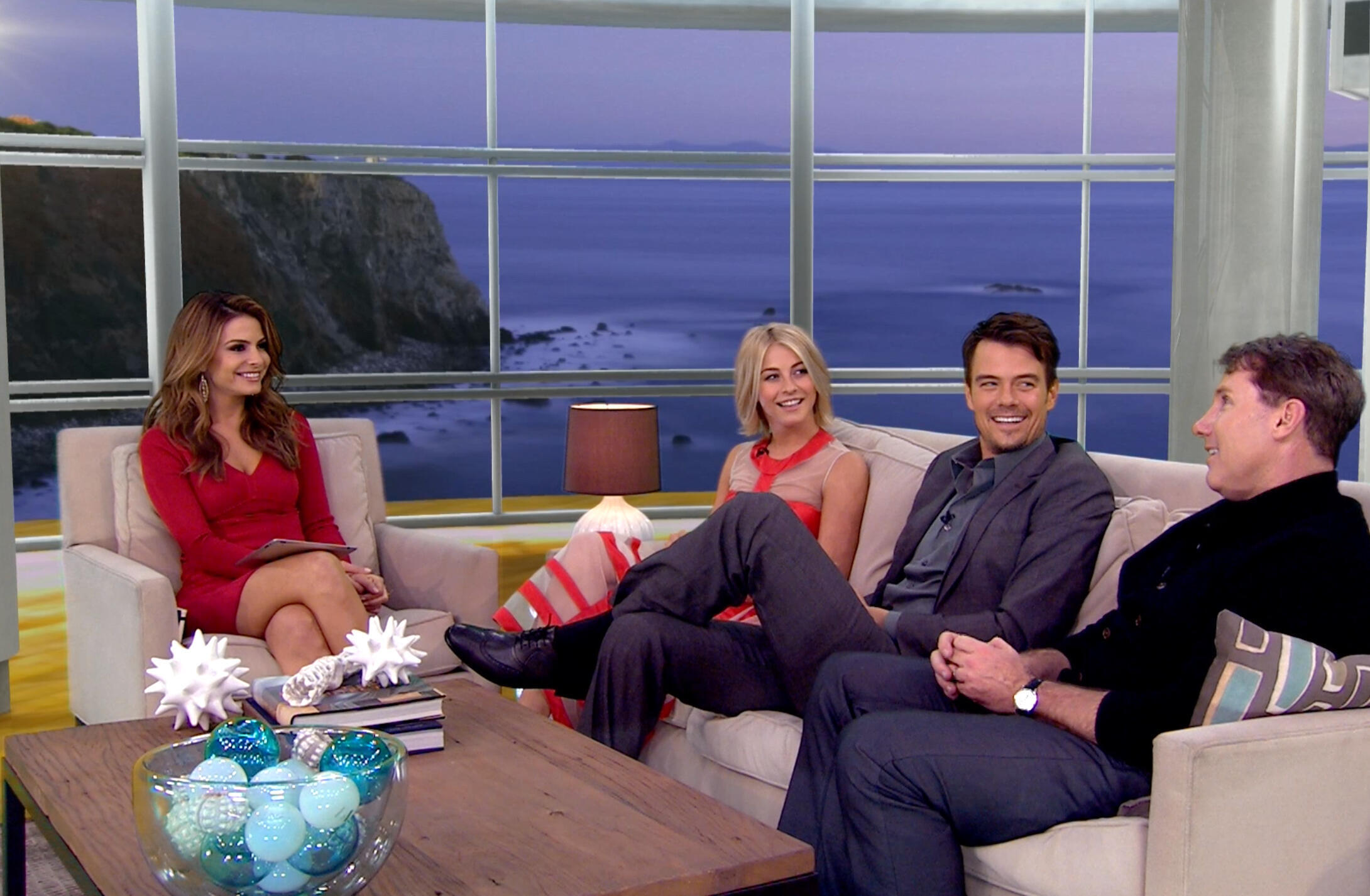 Maria Menounos, Julianne Hough, Josh Duhamel, and Nicholas Sparks